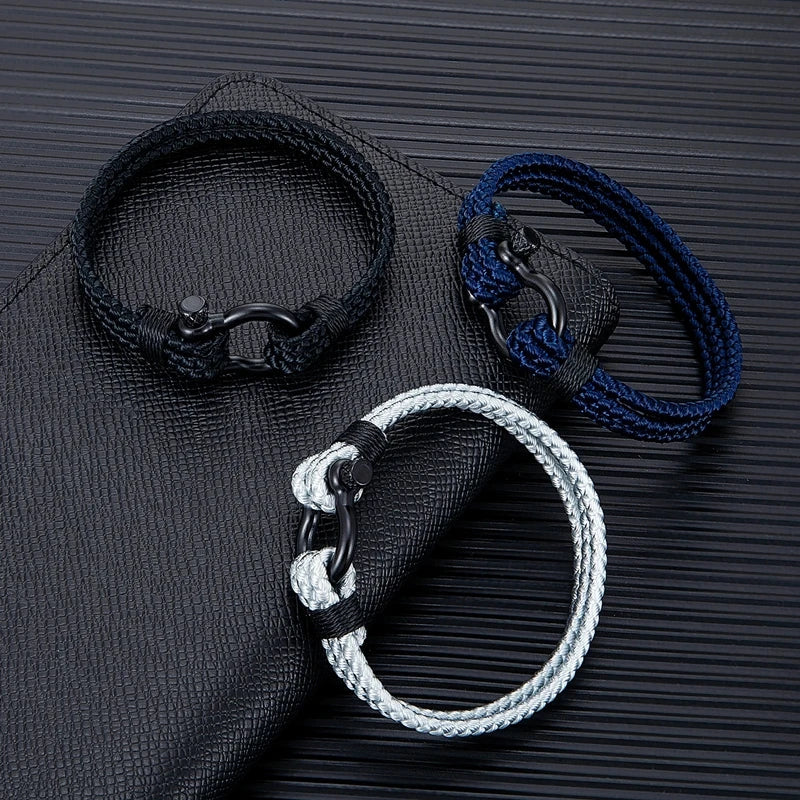 Pulsera con hebilla de herradura de acero inoxidable