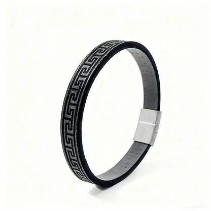 Giorgio Mareno magnetic clasp leather bracelet with sleek design and adjustable strap, featuring smooth leather and secure magnetic closure.